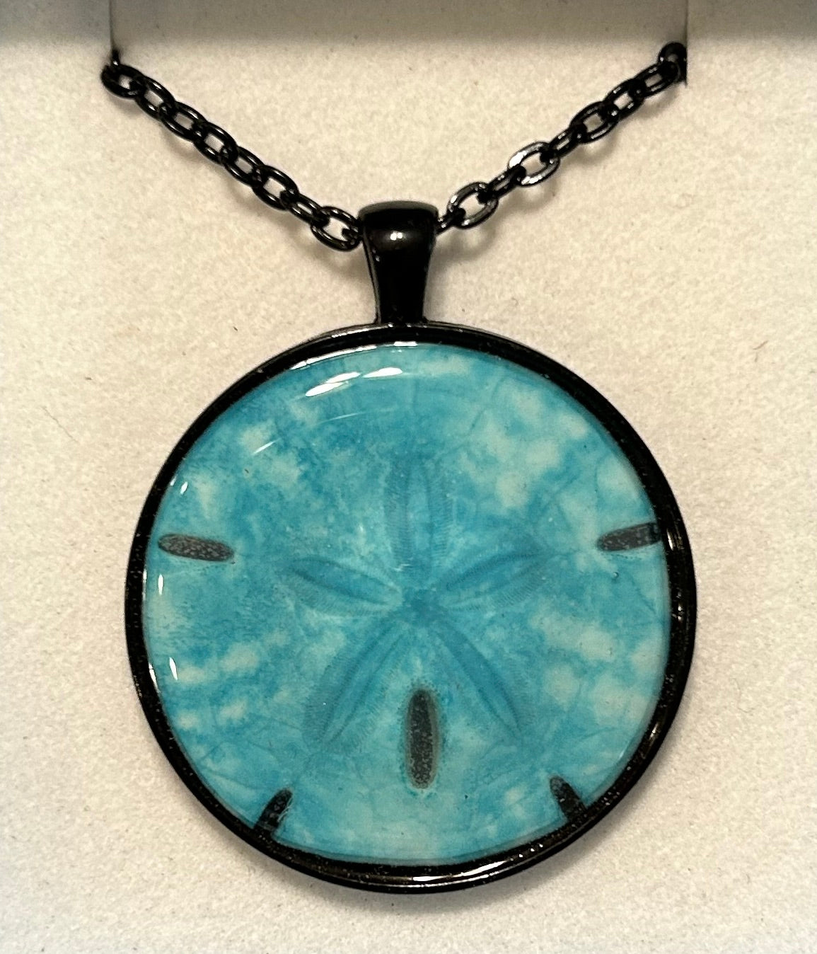 Sand Dollar Necklace 40mm Black